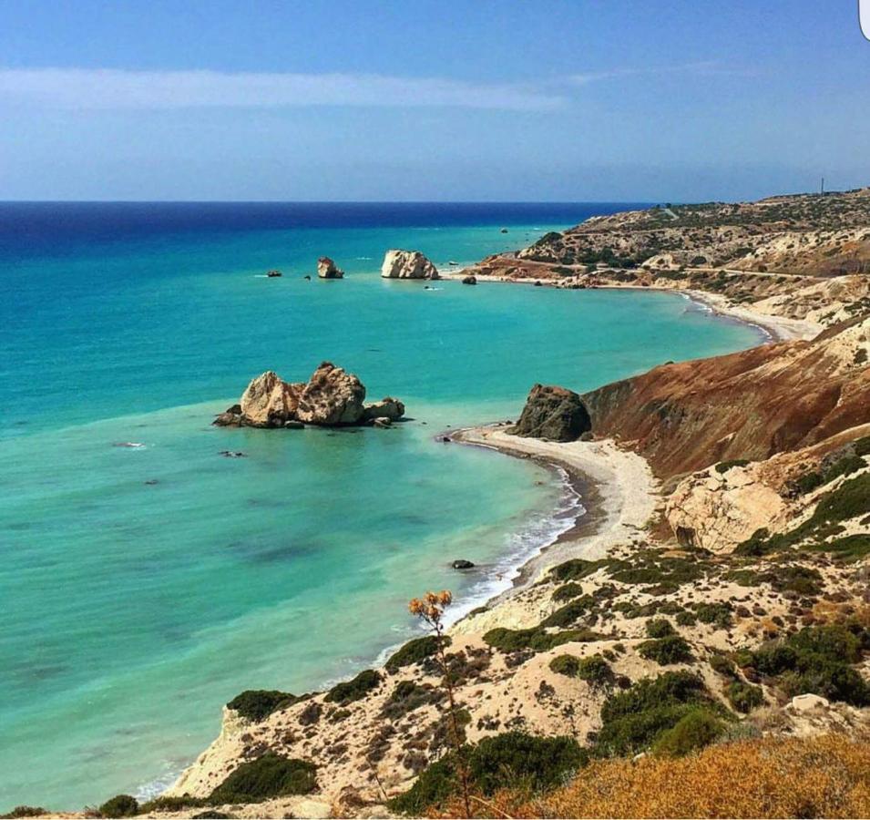 Appartement 2 Bedroom E8 Located Pool Level, Sea View, Free Wifi *